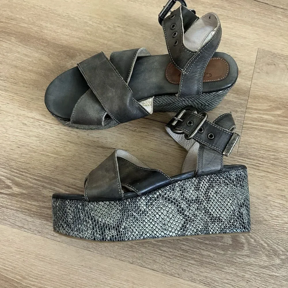 Freebird Sandals 7 Larae Snake Print Leather Gray Platform Wedge Buckle Strap